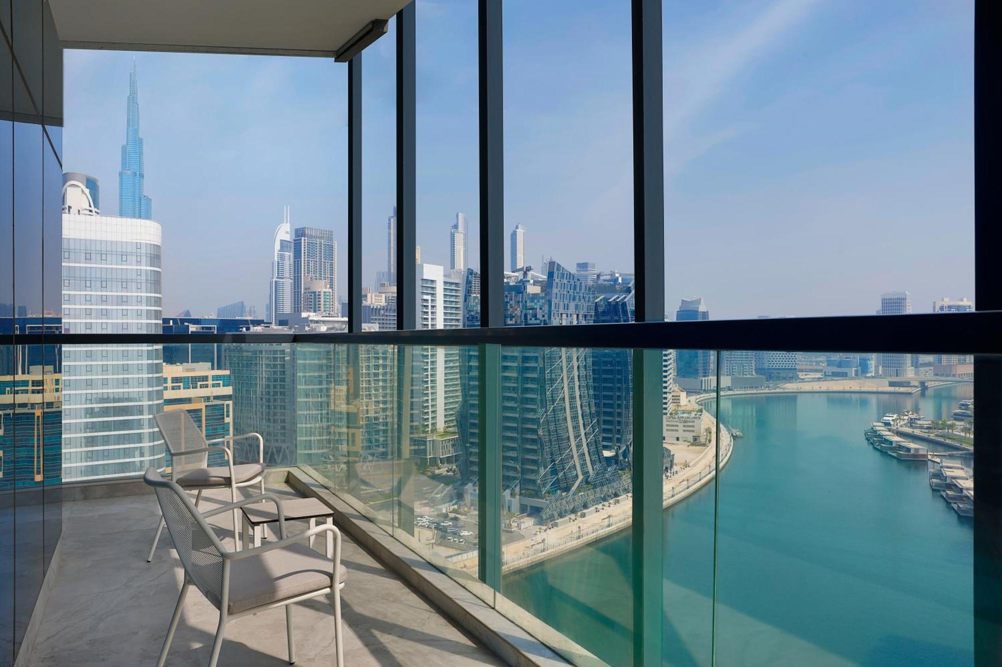 Отель The First Collection Dubai Waterfront Экстерьер фото