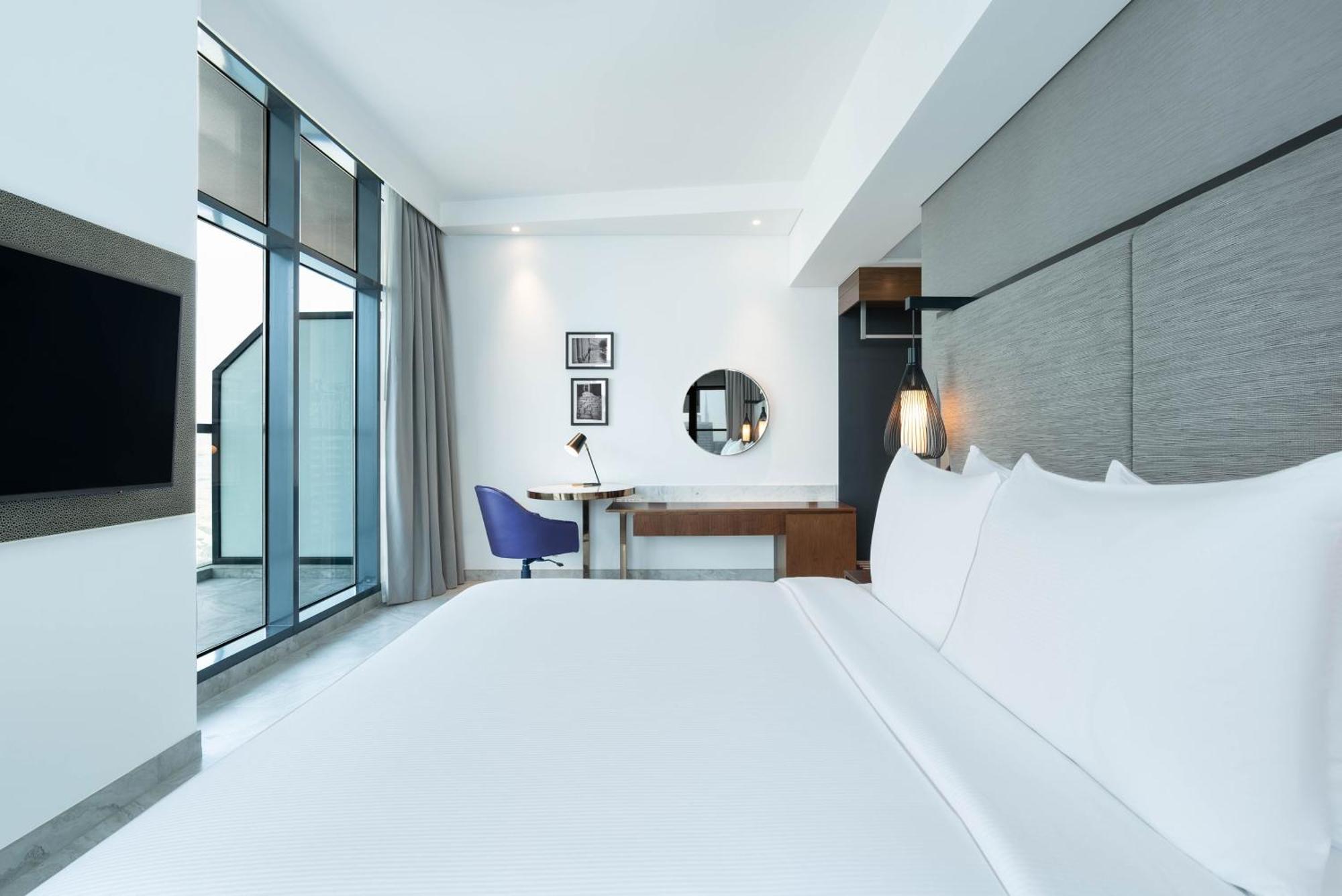 Отель The First Collection Dubai Waterfront Экстерьер фото